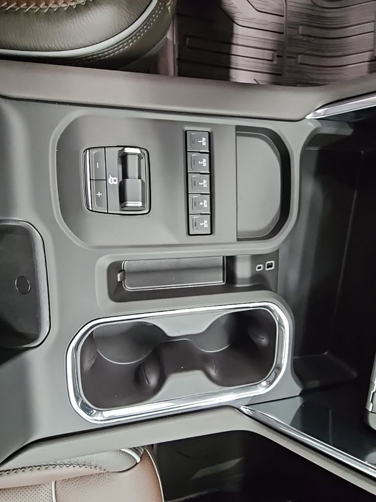 New 2026 GMC Sierra 2500 Denali w/ Denali Reserve Package image 20