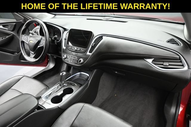 Used 2019 Chevrolet Malibu LT w/ Leather Package FWD image 44