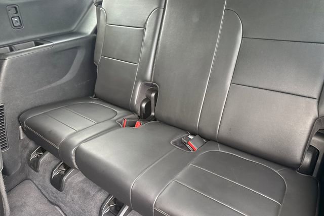 Used 2020 Chevrolet Traverse RS image 18