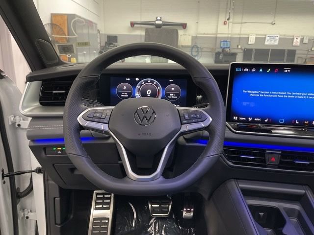 New 2025 Volkswagen Tiguan SE R-Line image 15