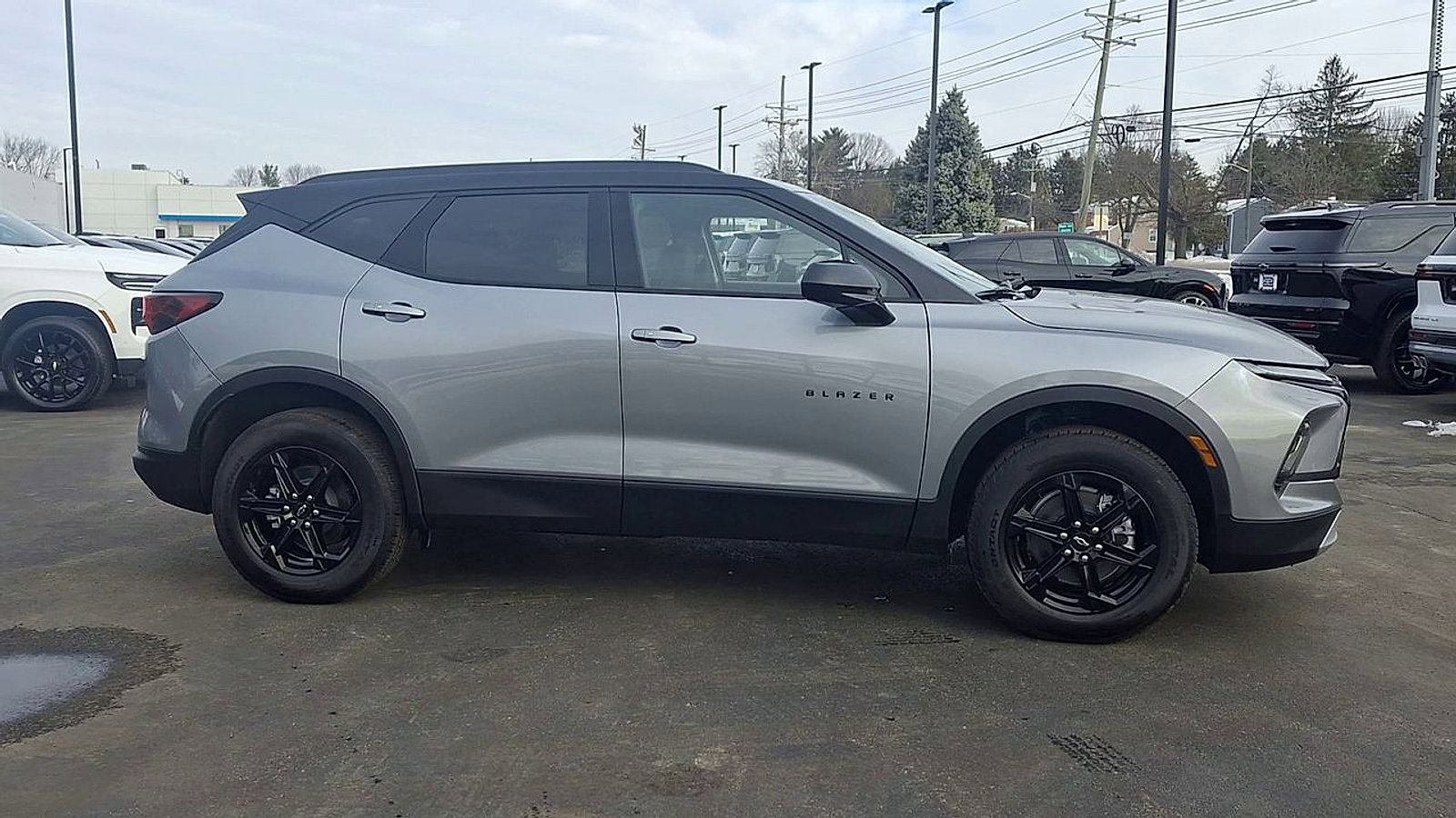 New 2026 Chevrolet Blazer LT w/ Convenience Package FWD image 4