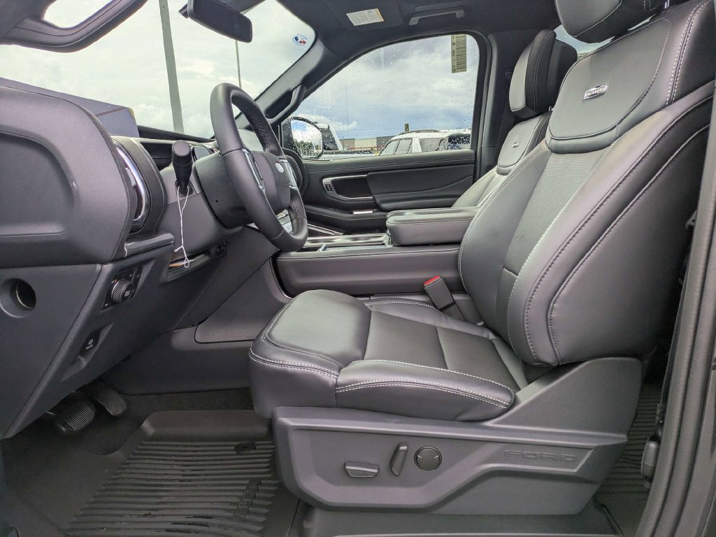 New 2027 Ford Expedition Max Platinum w/ Stealth Appearance Package AWD/4WD image 25