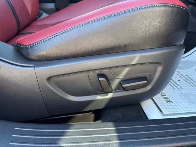 Used 2025 MAZDA CX-50 2.5 Hybrid w/ Premium Plus Pkg image 17