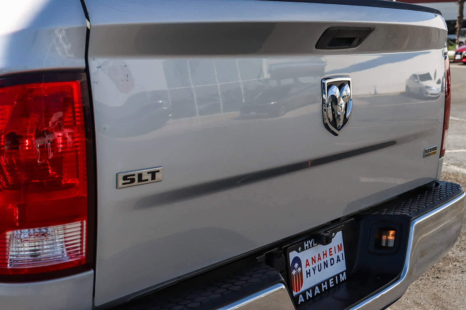 Used 2017 RAM 1500 Classic SLT image 10