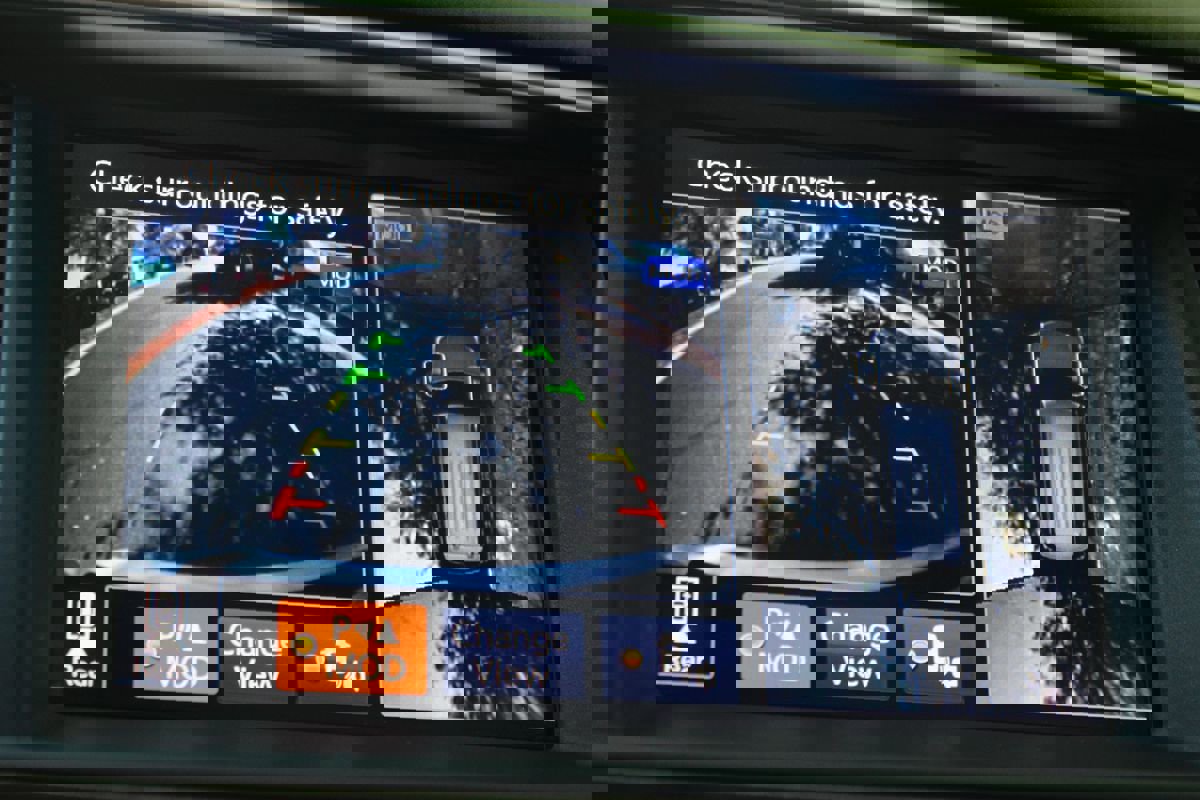 Used 2018 Nissan Armada Platinum w/ Cargo Package image 35