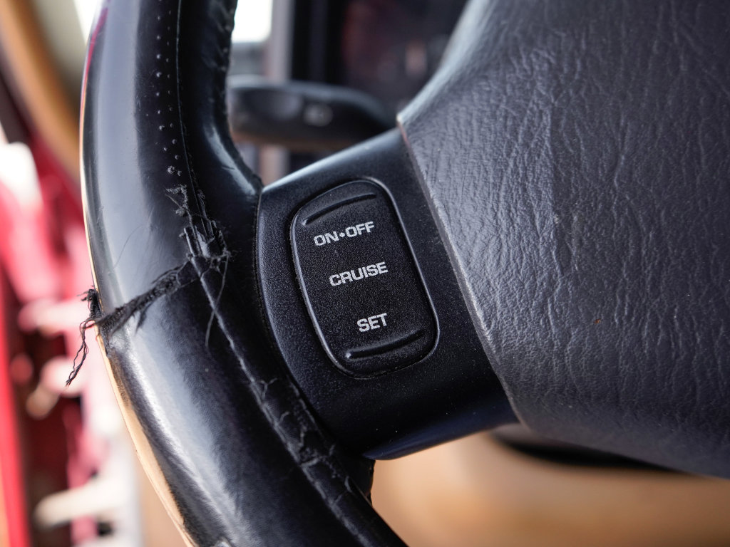 Used 1998 Jeep Cherokee Classic AWD/4WD image 16