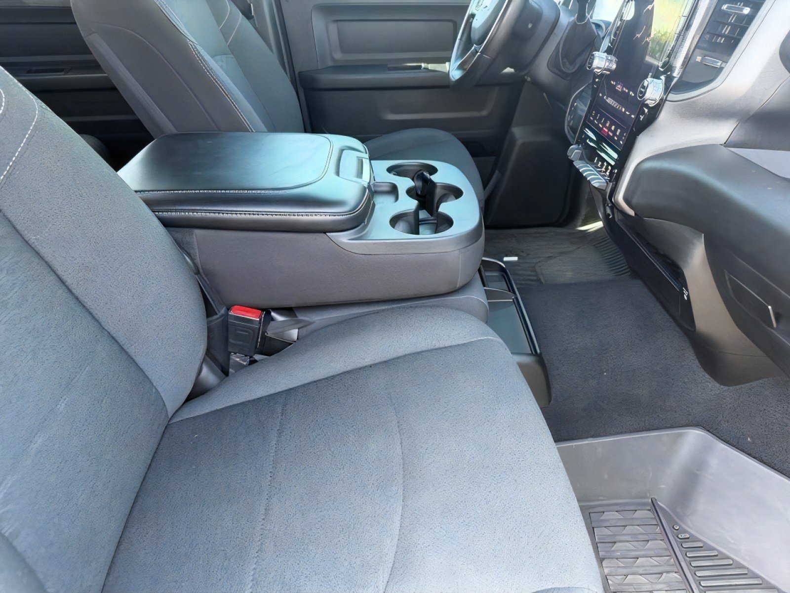 Certified 2025 RAM 2500 Tradesman AWD/4WD image 11