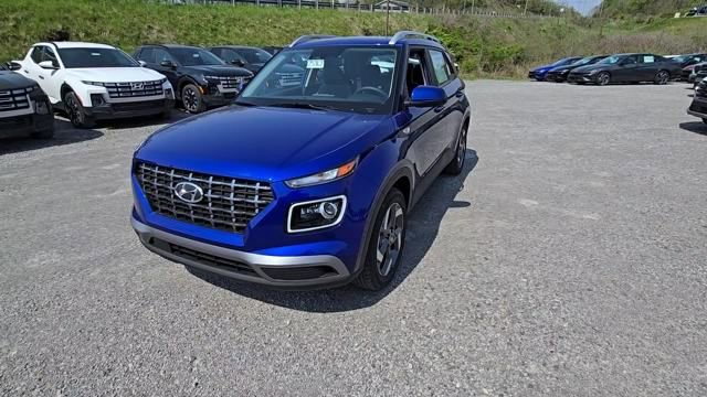 Used 2025 Hyundai Venue Limited FWD video 2