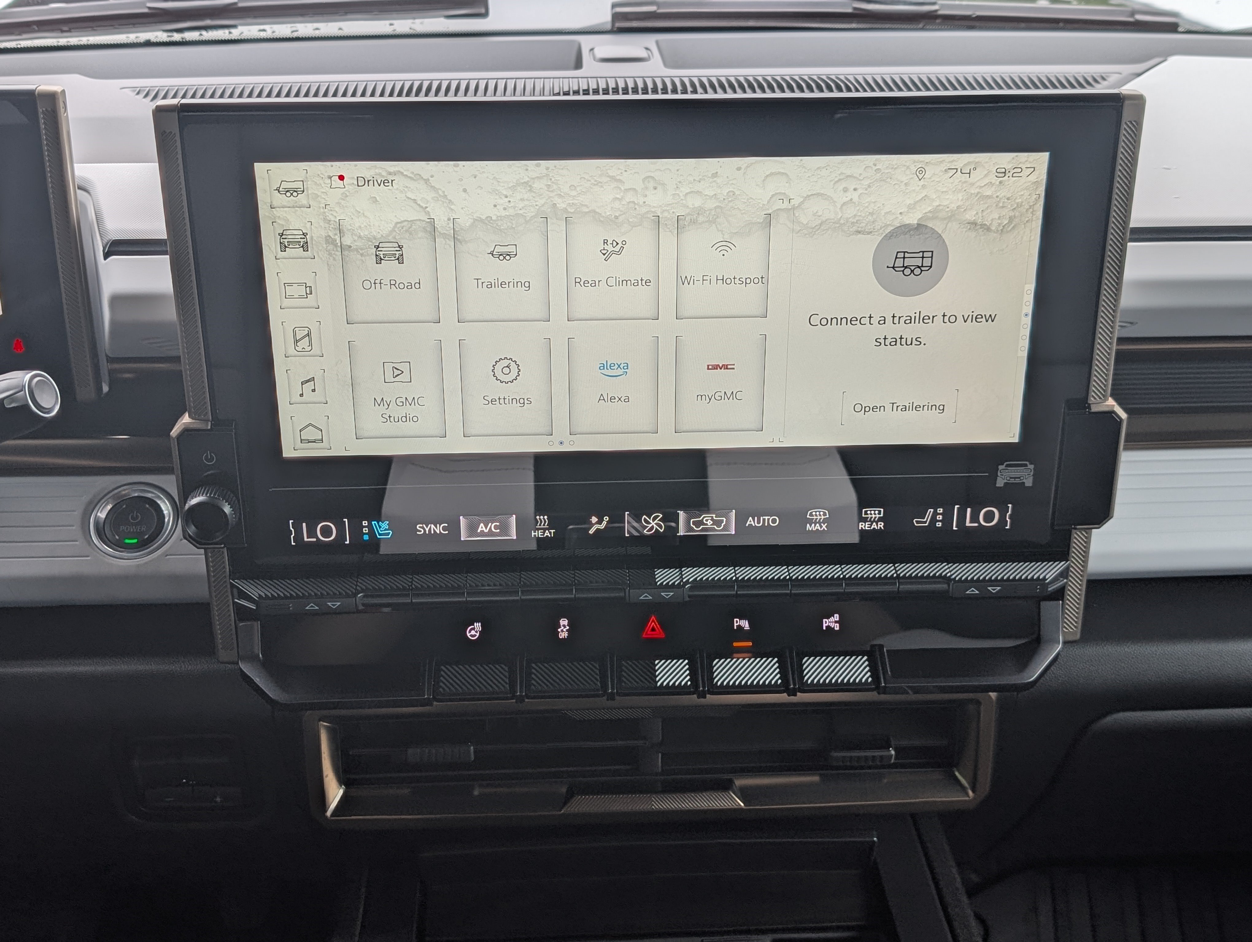 Used 2025 GMC Hummer EV 2X w/ LPO, Sport Package AWD/4WD image 26