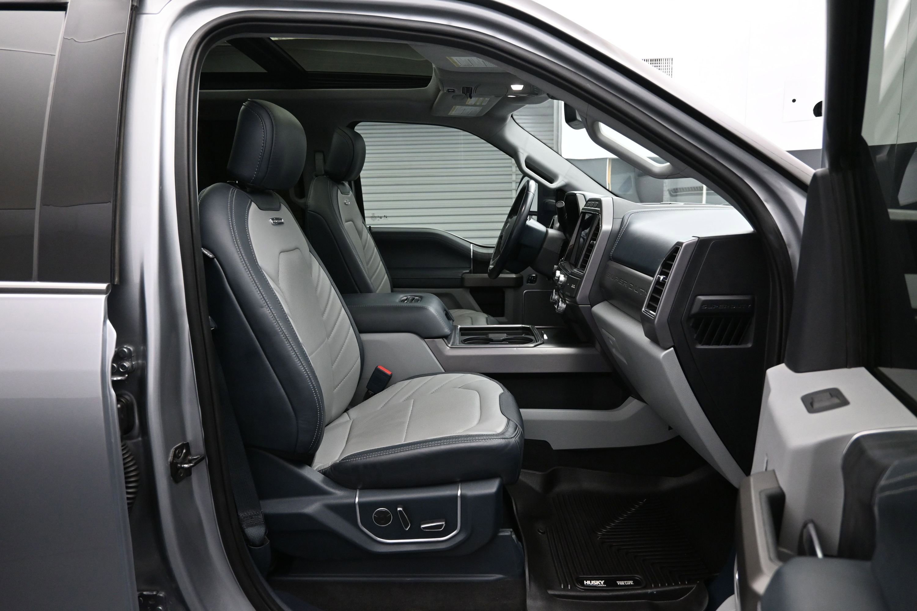 Used 2022 Ford F250 Limited w/ FX4 Off-Road Package AWD/4WD image 13