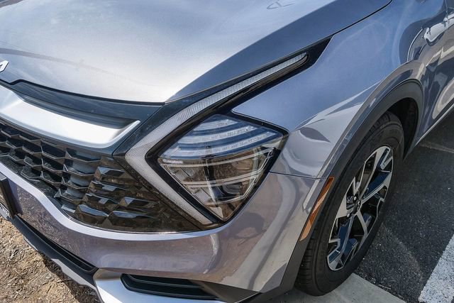 Certified 2024 Kia Sportage EX image 7