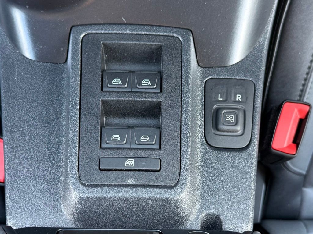 Used 2024 Ford Bronco Everglades image 24