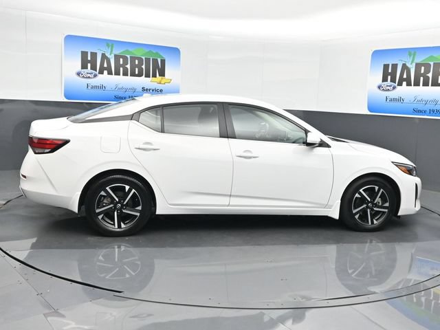 Used 2025 Nissan Sentra SV w/ All-Weather Package FWD image 6