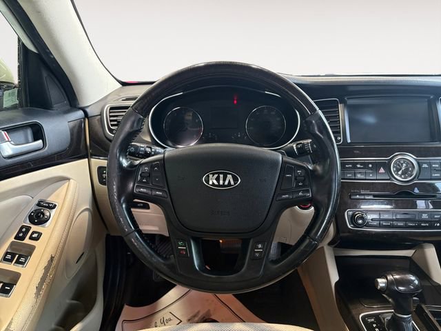 Used 2014 Kia Cadenza Premium image 10