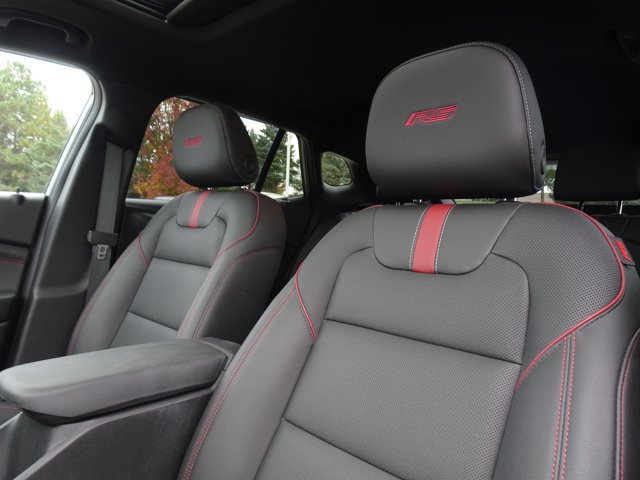 Used 2025 Chevrolet Trax RS w/ Sunroof Package FWD image 10