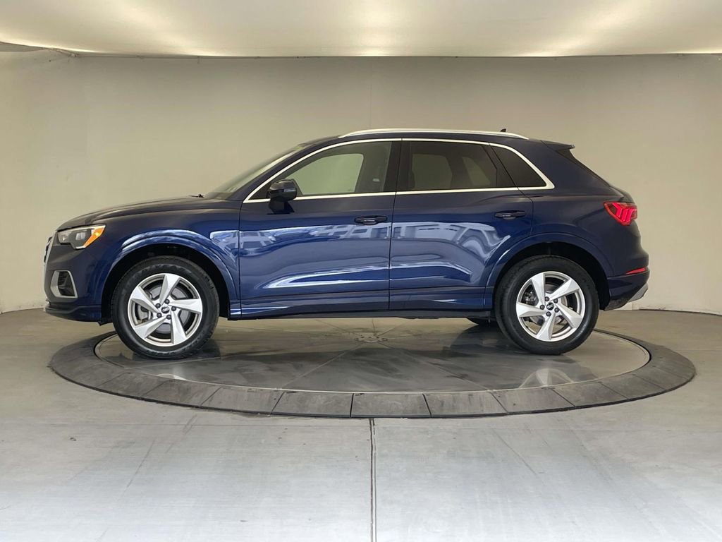 Certified 2022 Audi Q3 2.0T Premium w/ Convenience Package image 2