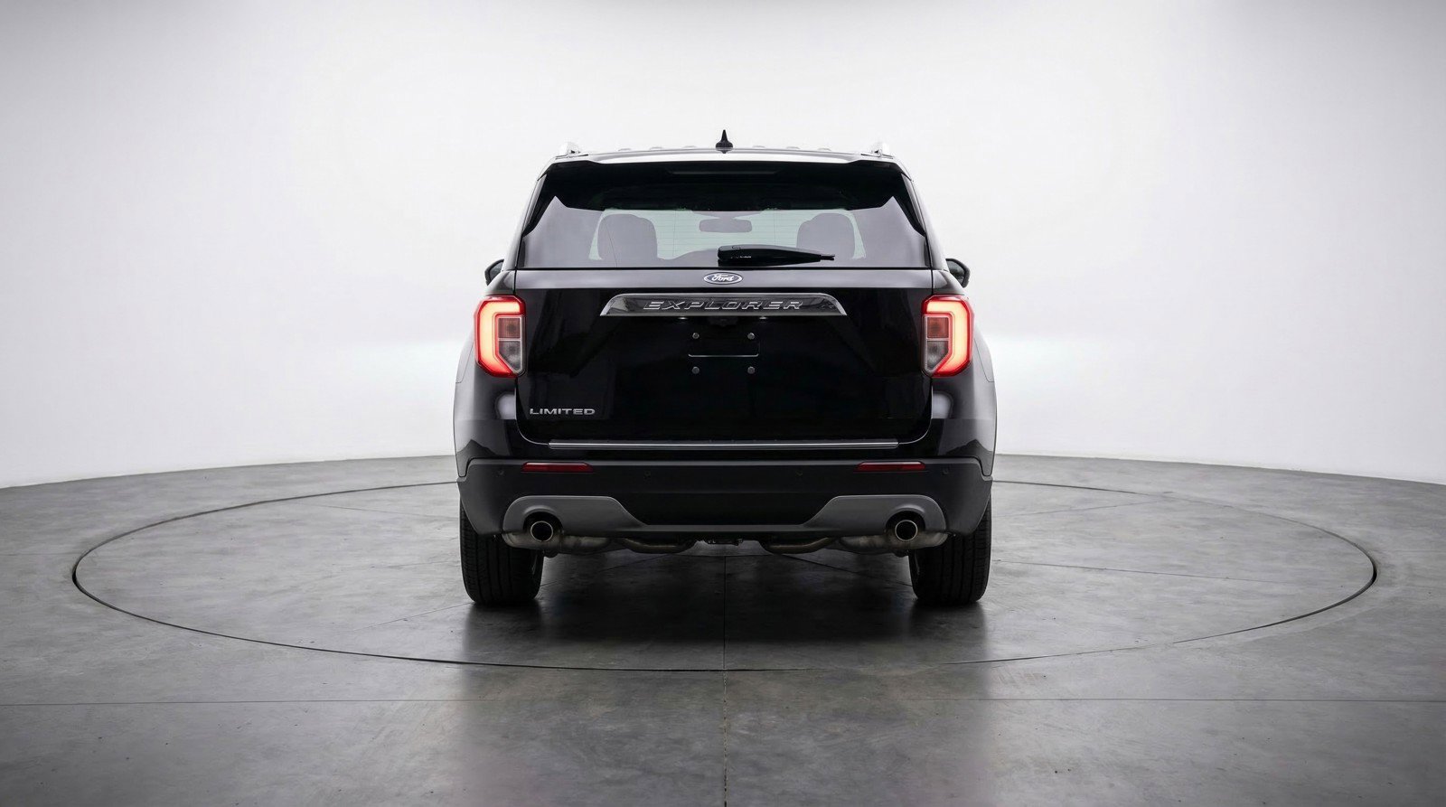 Used 2024 Ford Explorer Limited RWD image 7