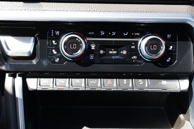 Used 2023 GMC Sierra 1500 Denali AWD/4WD image 14