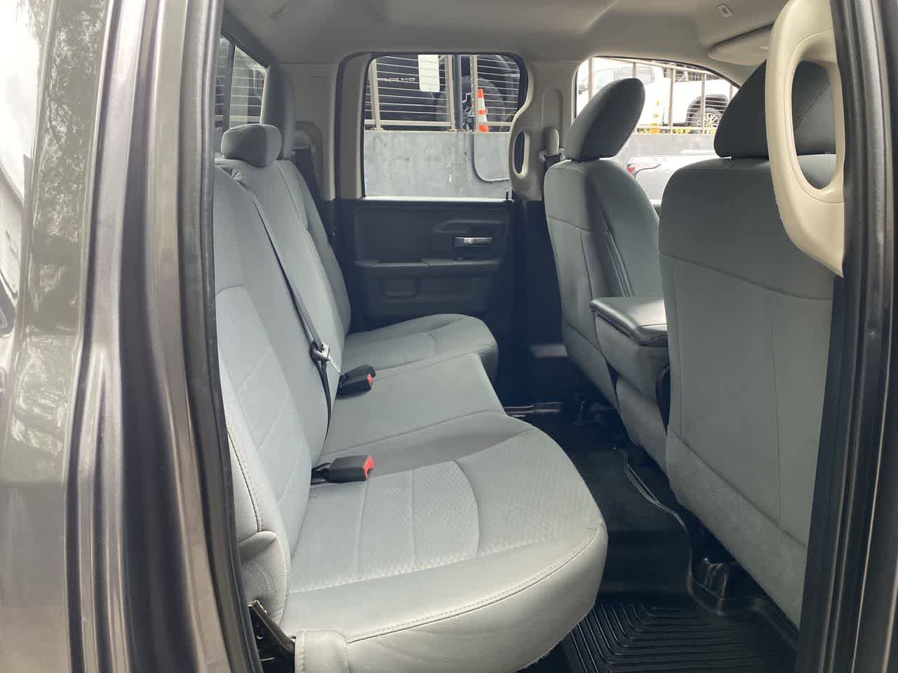 Used 2017 RAM 1500 Express AWD/4WD image 17