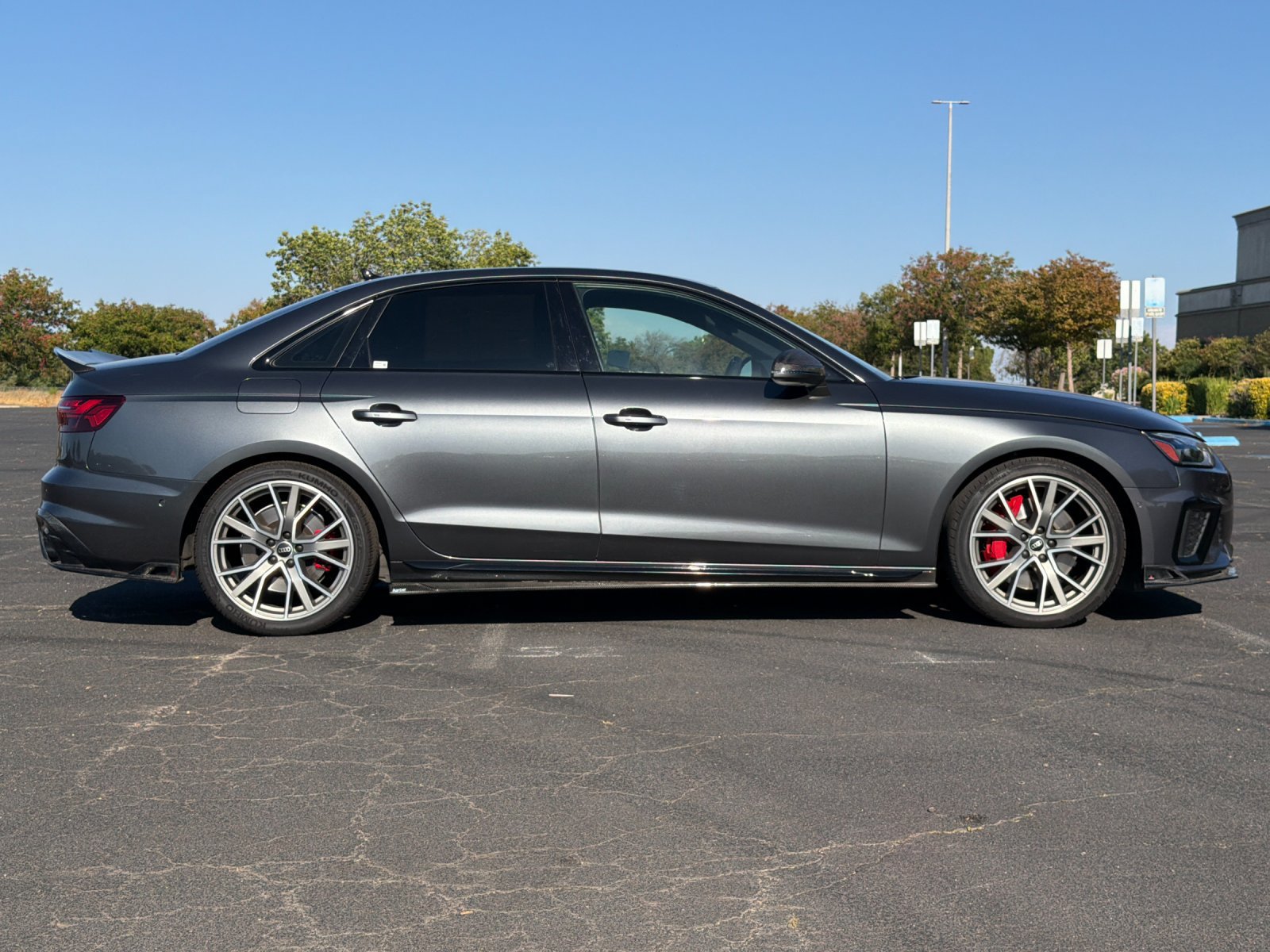 Used 2023 Audi S4 Prestige AWD/4WD image 3