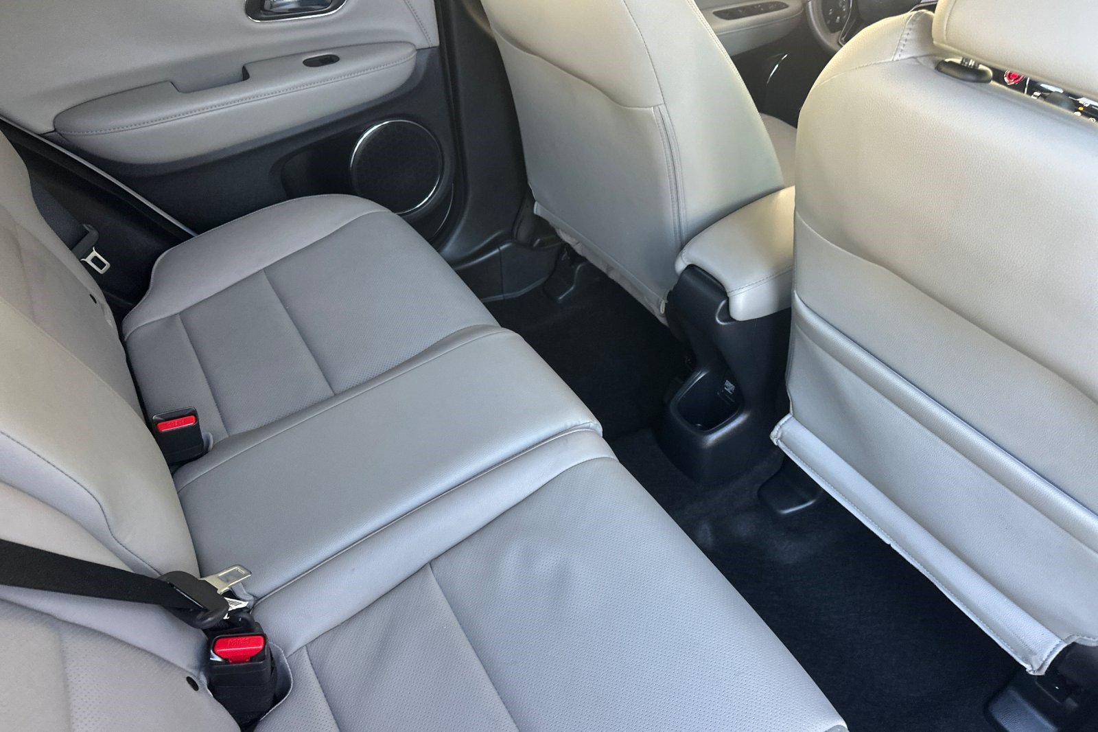 Used 2021 Honda HR-V EX-L image 30