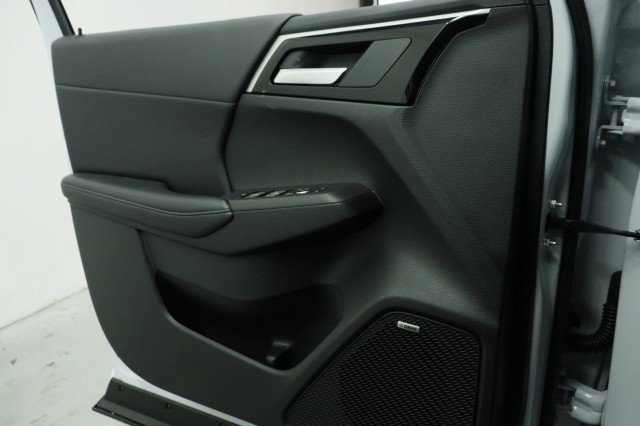 New 2026 Mitsubishi Outlander LE FWD image 15
