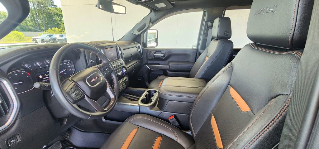 Used 2023 GMC Sierra 3500 AT4 w/ AT4 Preferred Package AWD/4WD image 14