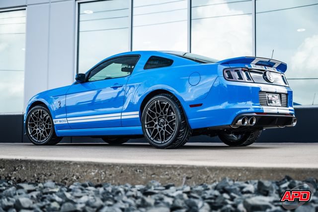 Used 2013 Ford Mustang Shelby GT500 RWD image 55