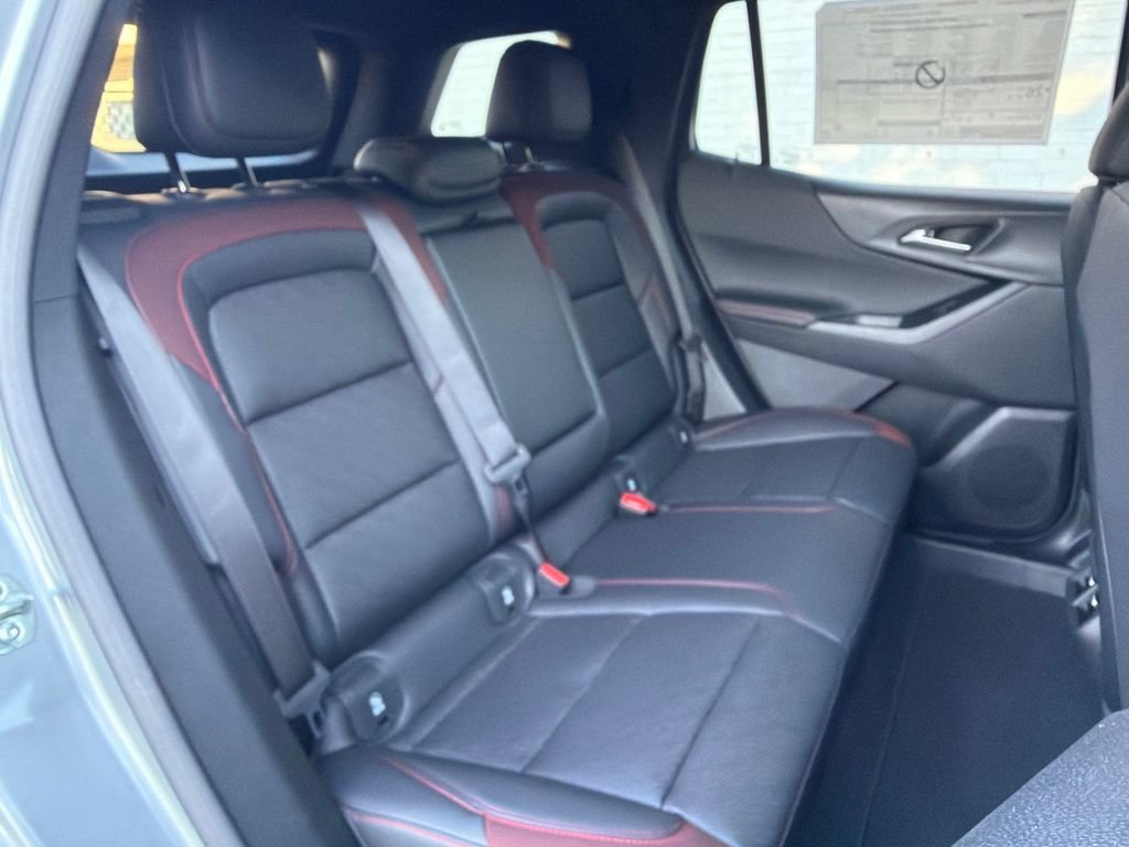 New 2027 Chevrolet Equinox RS w/ Convenience Package III AWD/4WD image 11