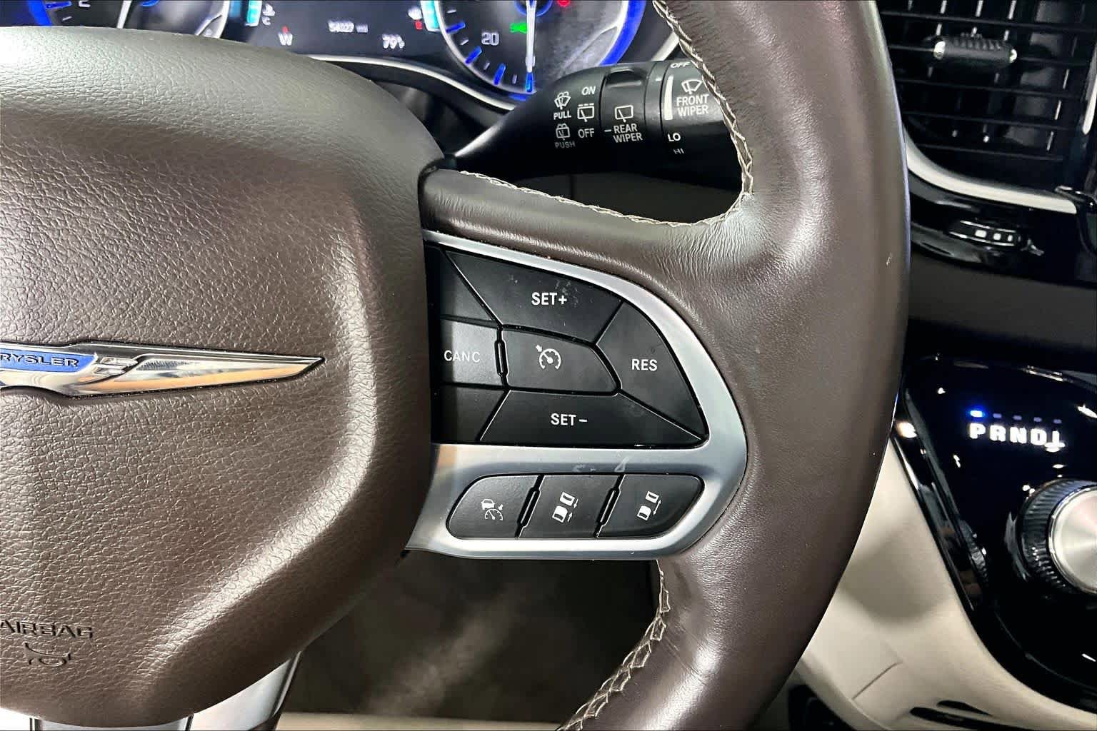 Used 2020 Chrysler Pacifica Touring-L Plus w/ Tire & Wheel Group FWD image 22