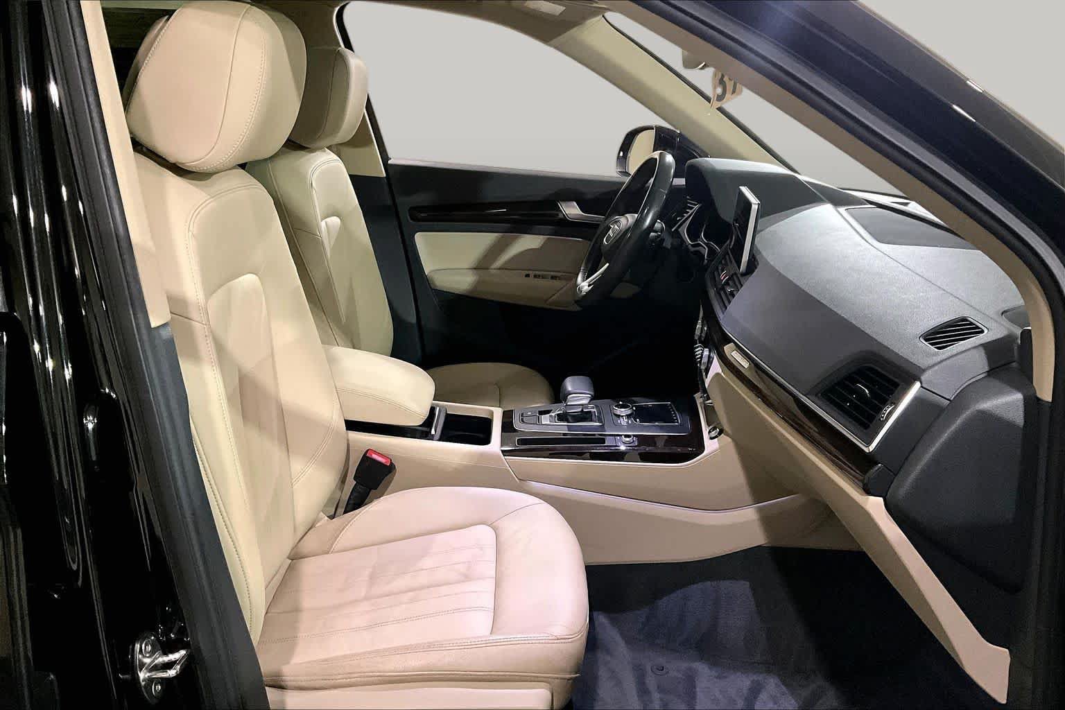 Used 2018 Audi Q5 2.0T Premium Plus w/ Premium Plus Package AWD/4WD image 7