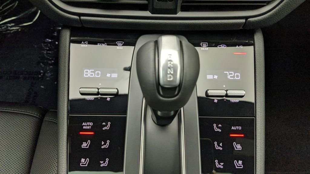 Certified 2024 Porsche Macan S AWD/4WD image 41