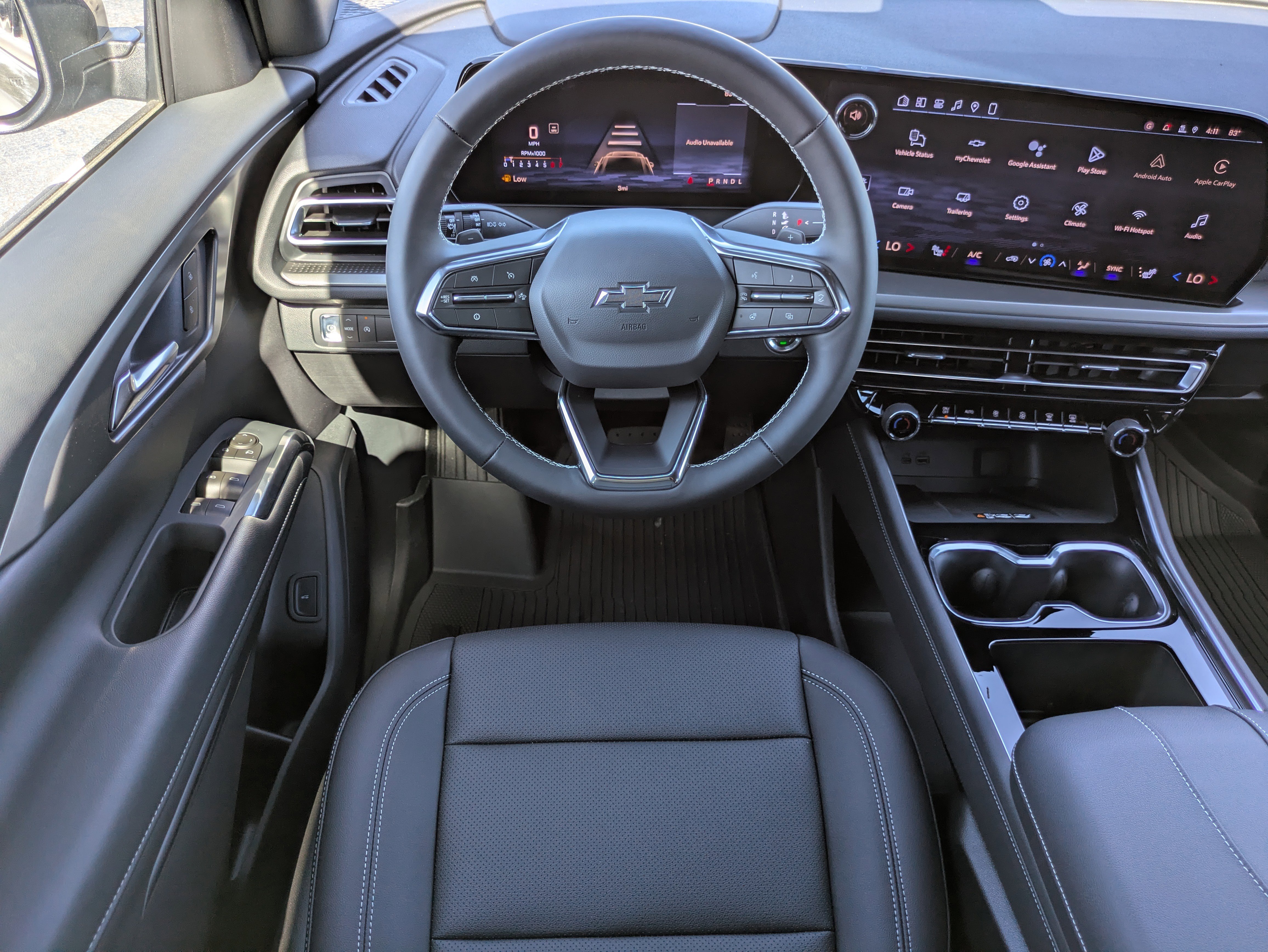 New 2026 Chevrolet Traverse LT w/ Midnight/Sport Edition FWD image 4
