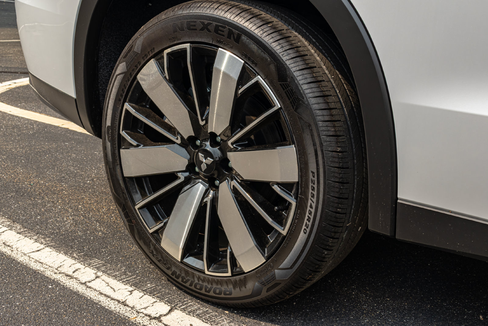 New 2026 Mitsubishi Outlander SE AWD/4WD image 13