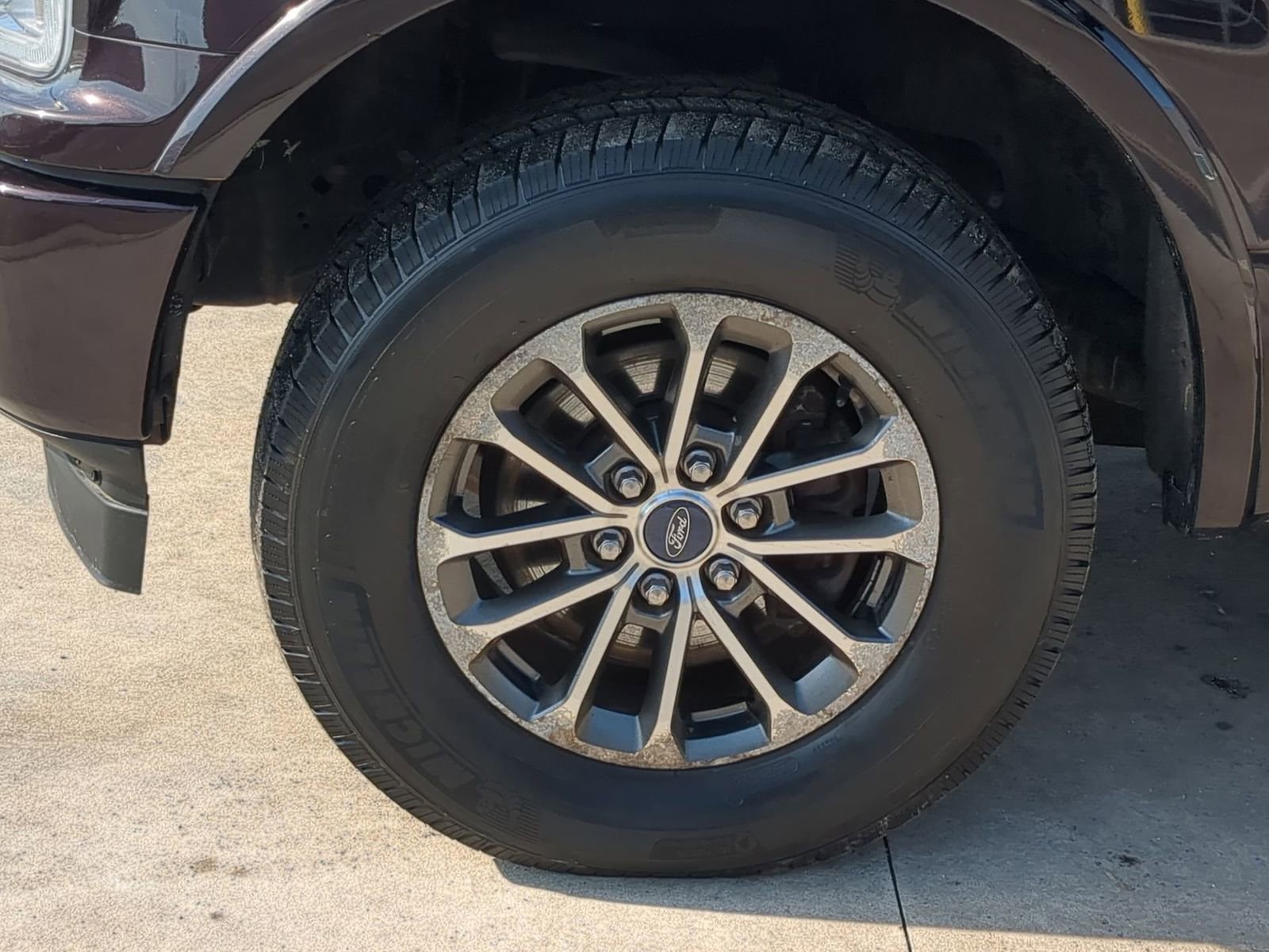 Used 2018 Ford F150 Lariat w/ Equipment Group 502A Luxury image 18