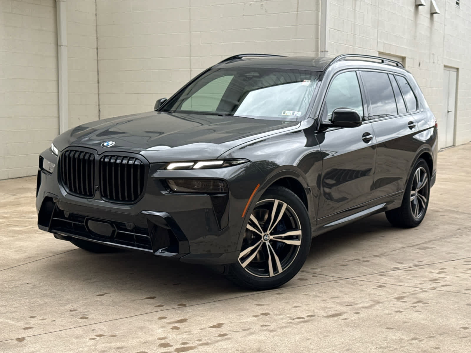 New 2026 BMW X7 xDrive40i w/ M Sport Package image 1