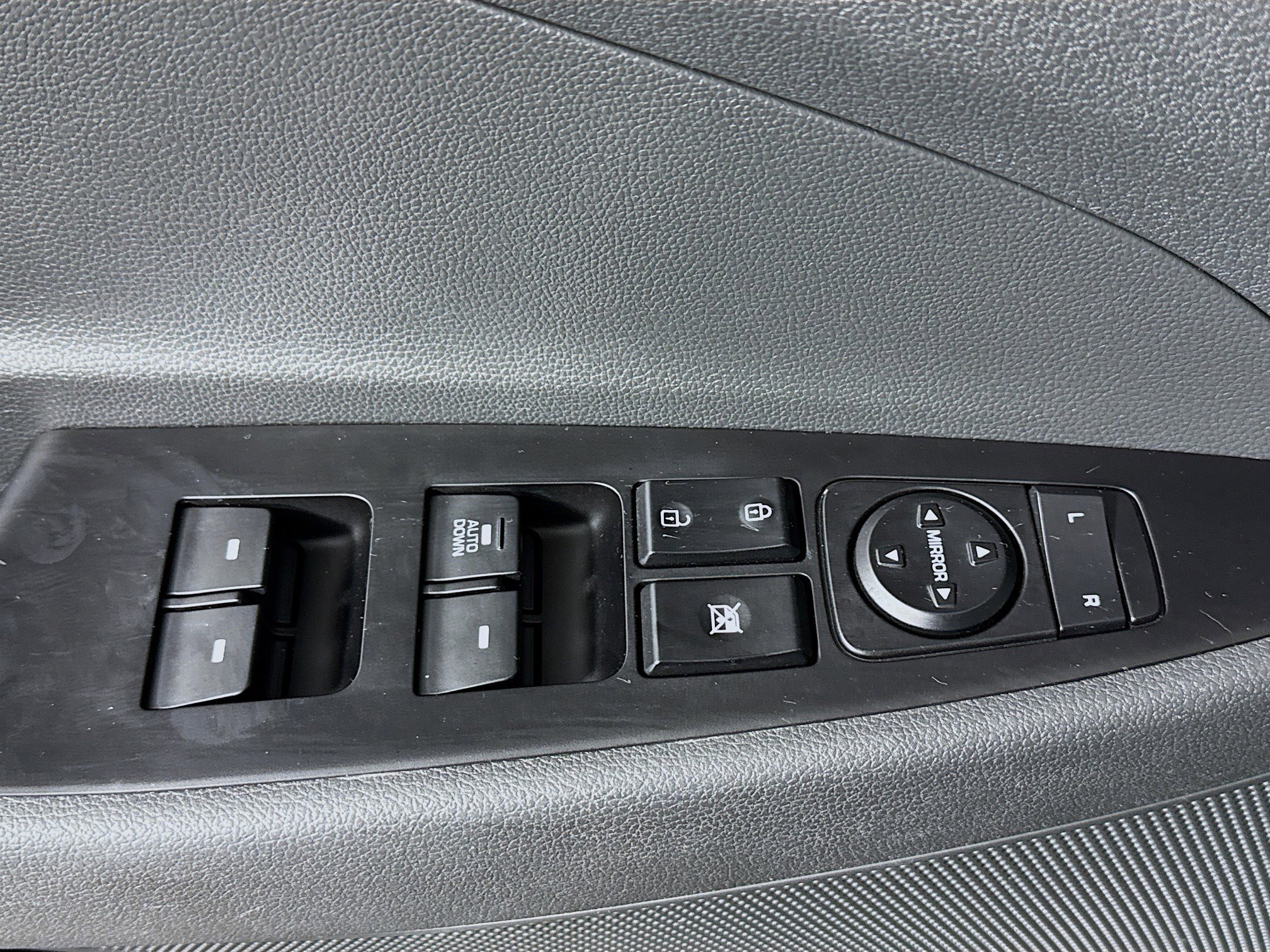 Used 2017 Hyundai Tucson SE image 36