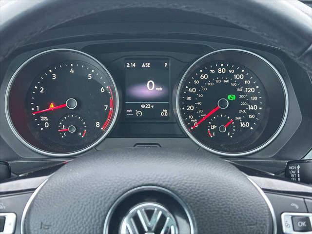 Used 2018 Volkswagen Tiguan SEL image 24