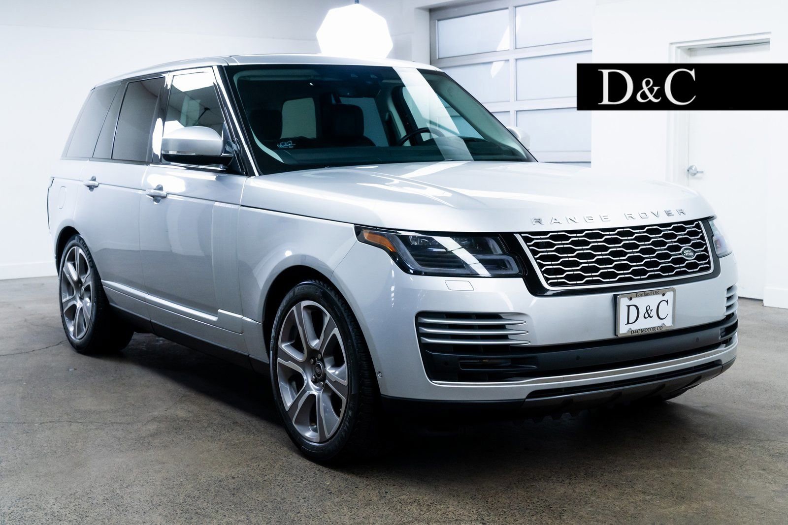 Used 2019 Land Rover Range Rover Supercharged AWD/4WD image 1