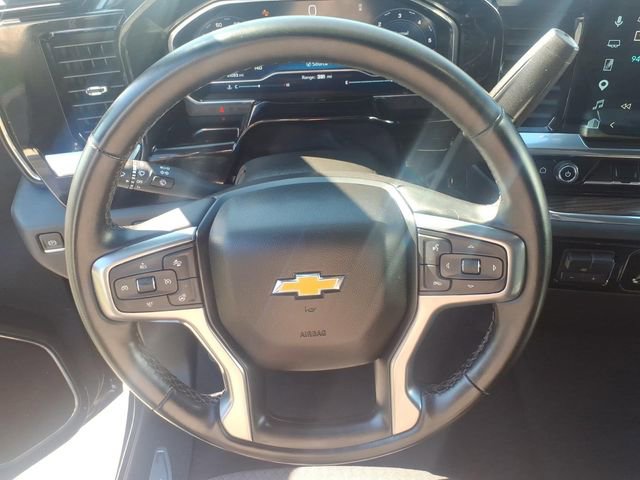 Used 2023 Chevrolet Silverado 1500 LT w/ Convenience Package II AWD/4WD image 5