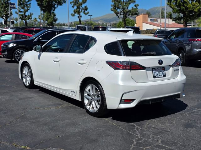 Used 2017 Lexus CT 200h w/ Seat Comfort Package image 6