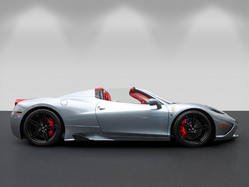 Used 2015 Ferrari 458 Speciale A RWD image 6