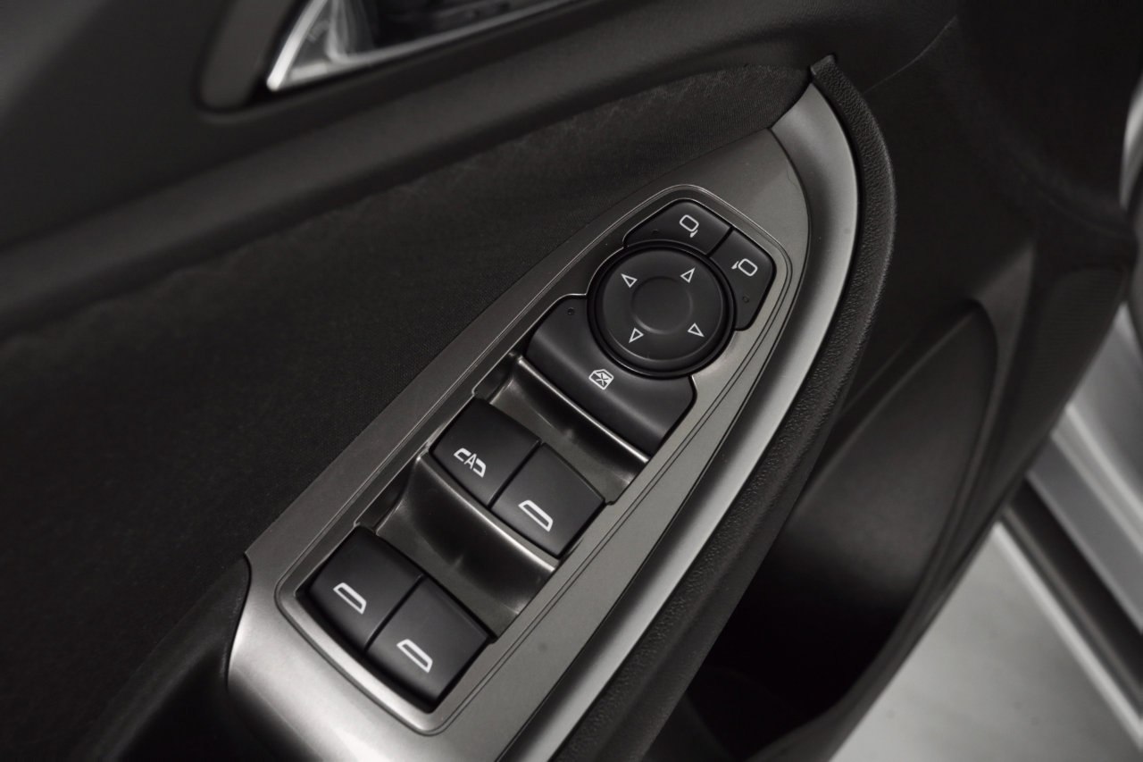 Used 2023 Chevrolet Malibu LT image 28