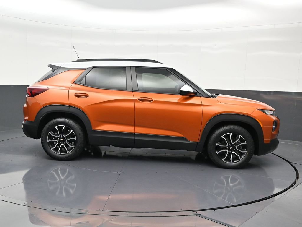 Used 2023 Chevrolet TrailBlazer ACTIV w/ Sun and Liftgate Package image 7