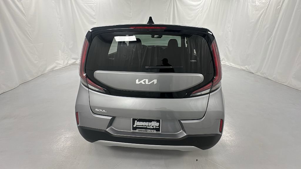 New 2025 Kia Soul LX image 4