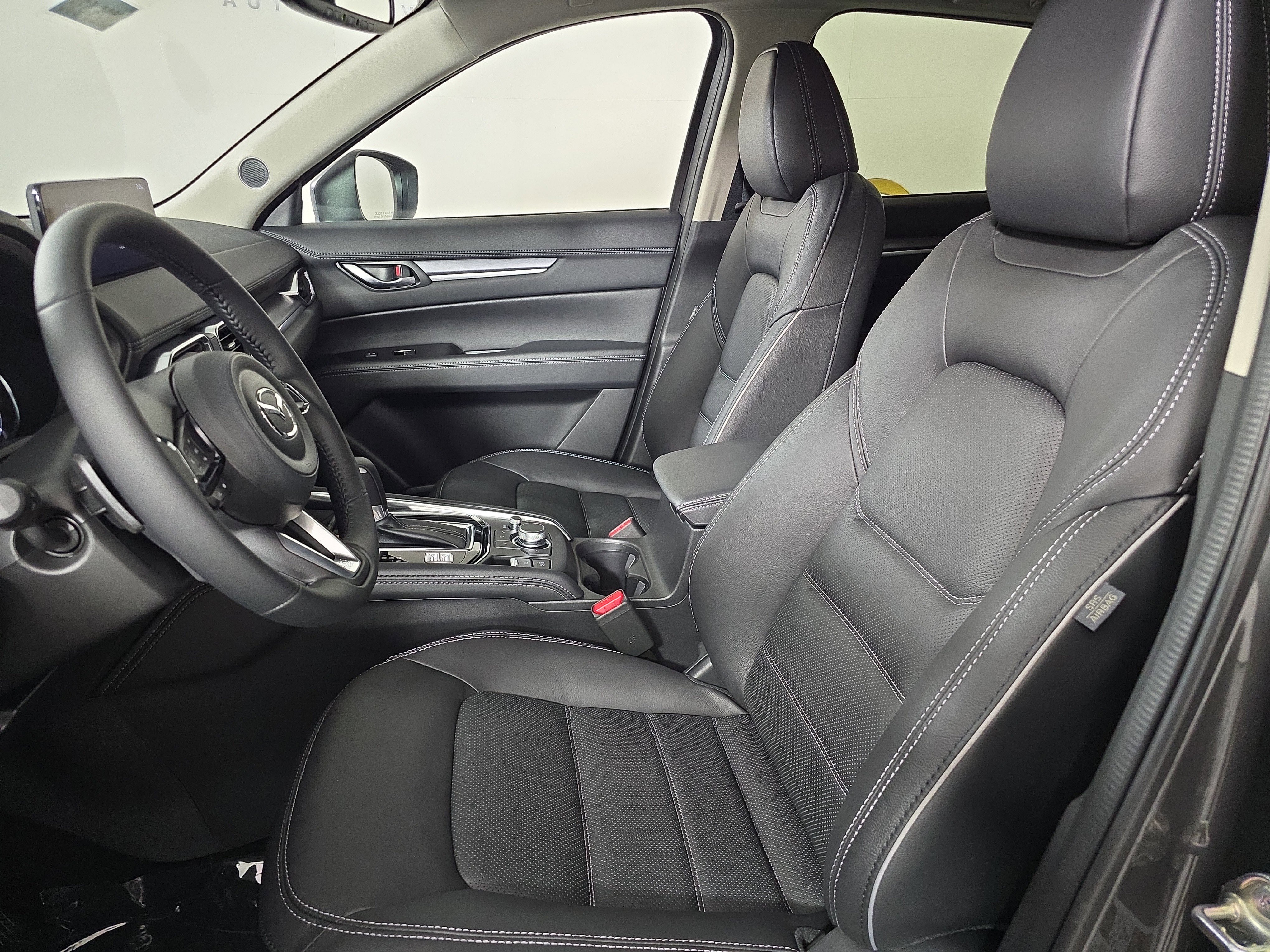 Used 2025 MAZDA CX-5 AWD 2.5 S w/ Premium Plus Pkg image 11