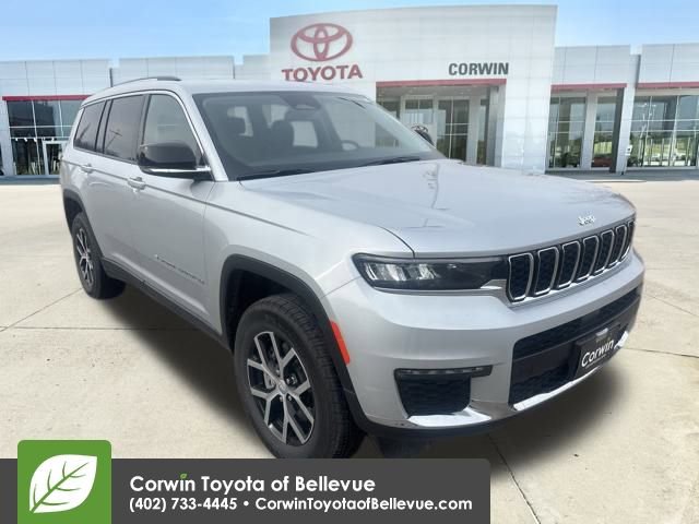 Used 2023 Jeep Grand Cherokee L Limited image 31