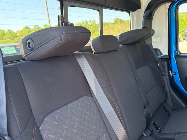 New 2026 Jeep Gladiator Mojave w/ Safety Group AWD/4WD image 30