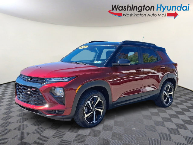 Used 2023 Chevrolet TrailBlazer RS w/ Sun and Liftgate Package AWD/4WD image 3