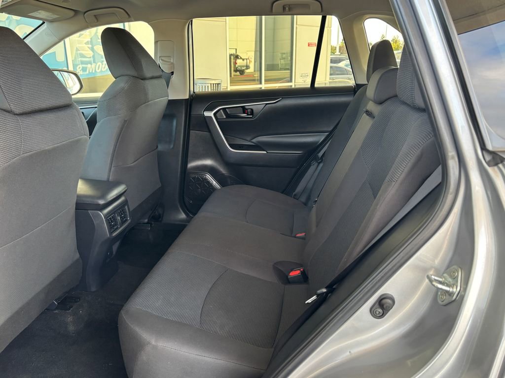 Used 2024 Toyota RAV4 LE image 24